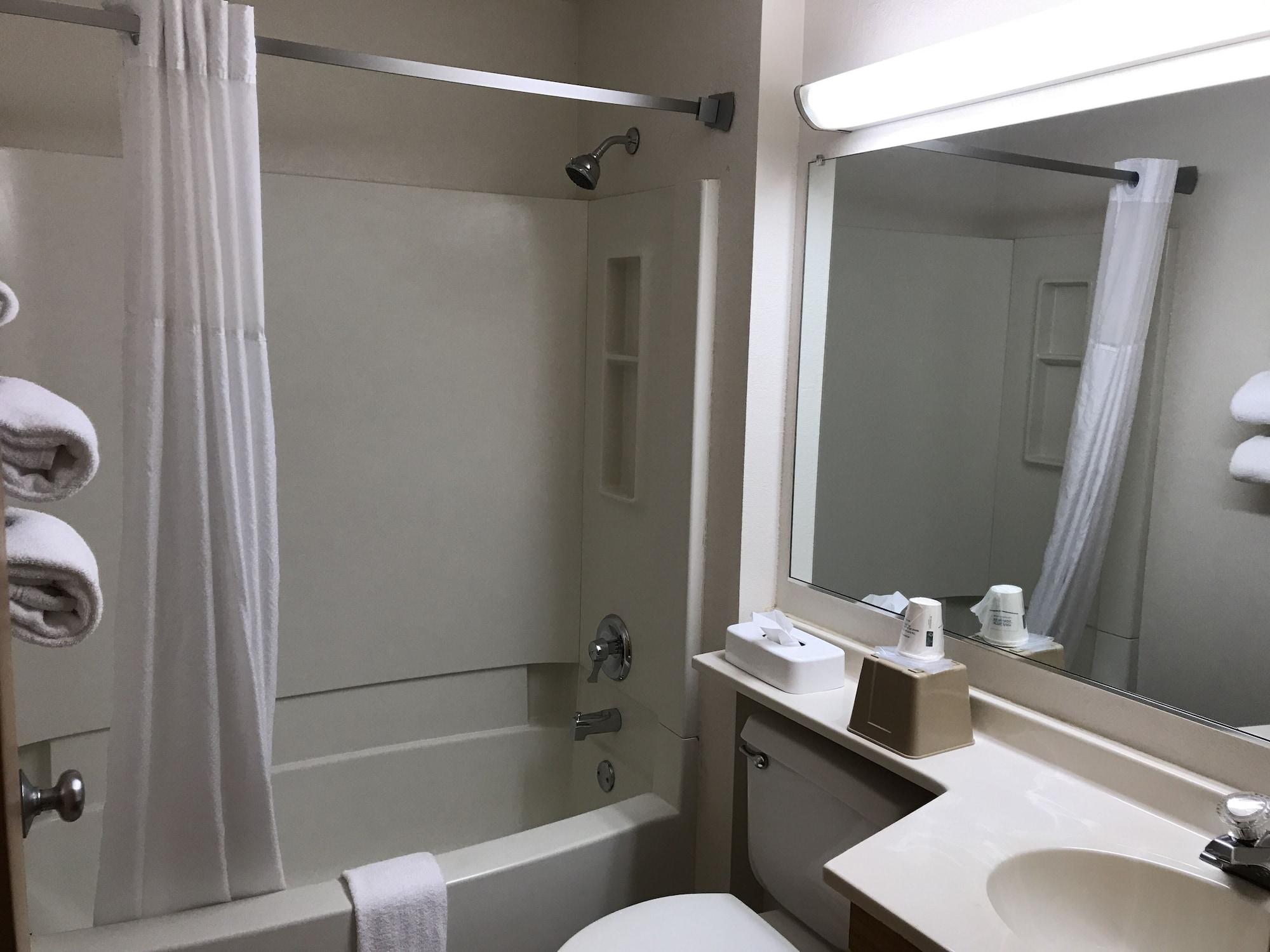ซูเปอร์ 8 บาย วินด์แฮม แคนอนส์เบิร์ก/พิตส์เบิร์ก แอเรีย Hotel Canonsburg ภายนอก รูปภาพ